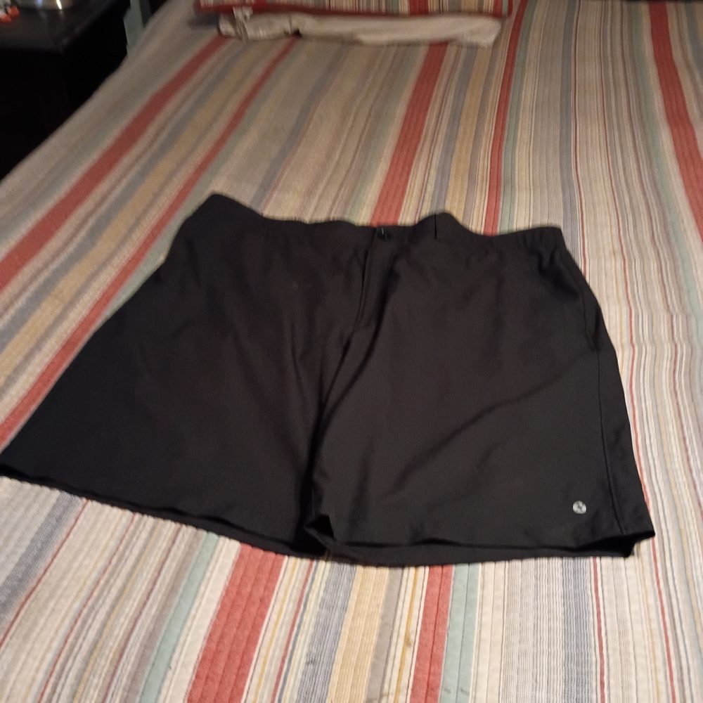 Xersion Black Men's Performance Shorts with Logo Waistband